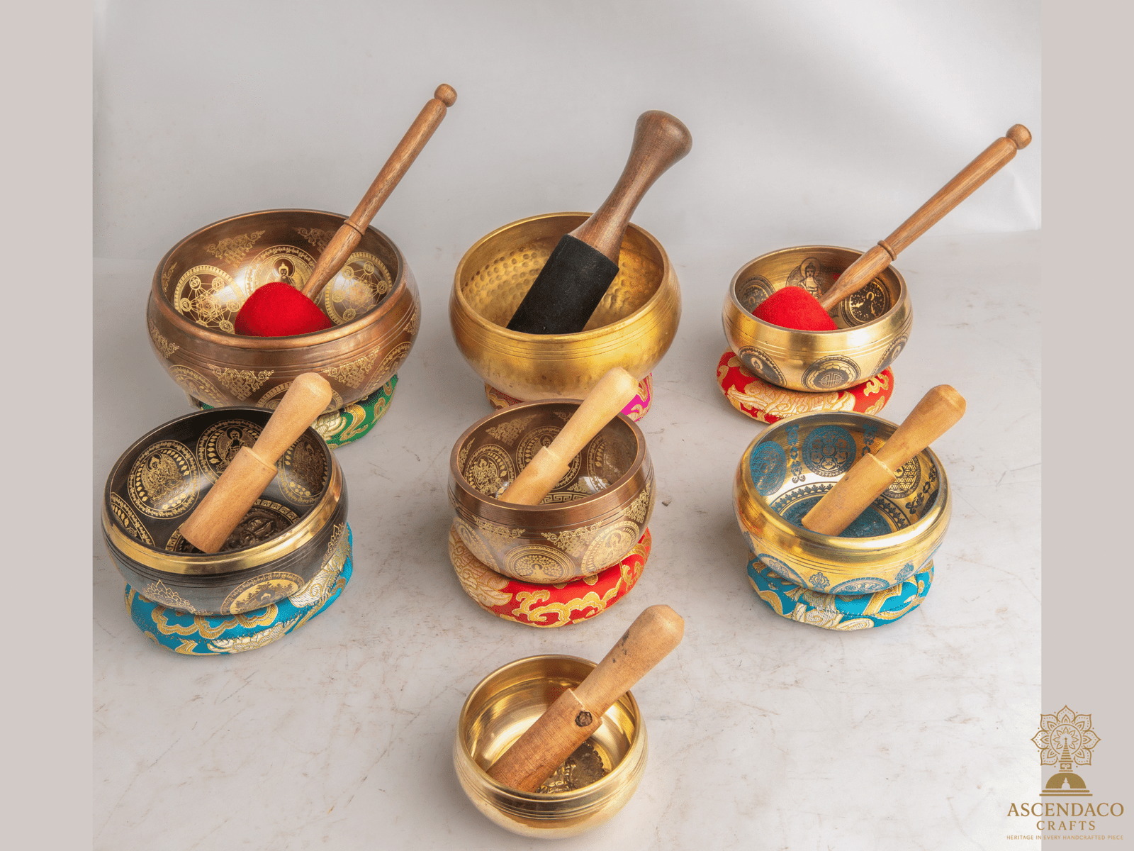 Set of 7 Himalayan Singing Bowls • Handmade Copper/Brass Sound Healing Bowl Set • Meditation & Chakra Therapy Gift